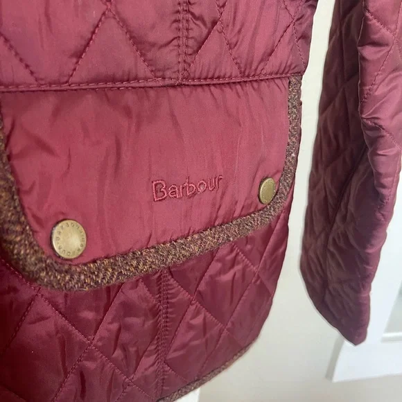 Women’s Barbour Quilted Jacket - Size 8 - Maroon - Like New Condition - Picture 5 of 5